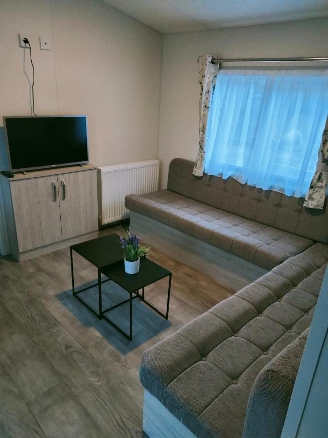 Bj Chalets - De Rug 1 - Vakantiepark Lauwersoog - Luxe Chalet Met Vaatwasser! Vroege Incheck! Eksteriør bilde