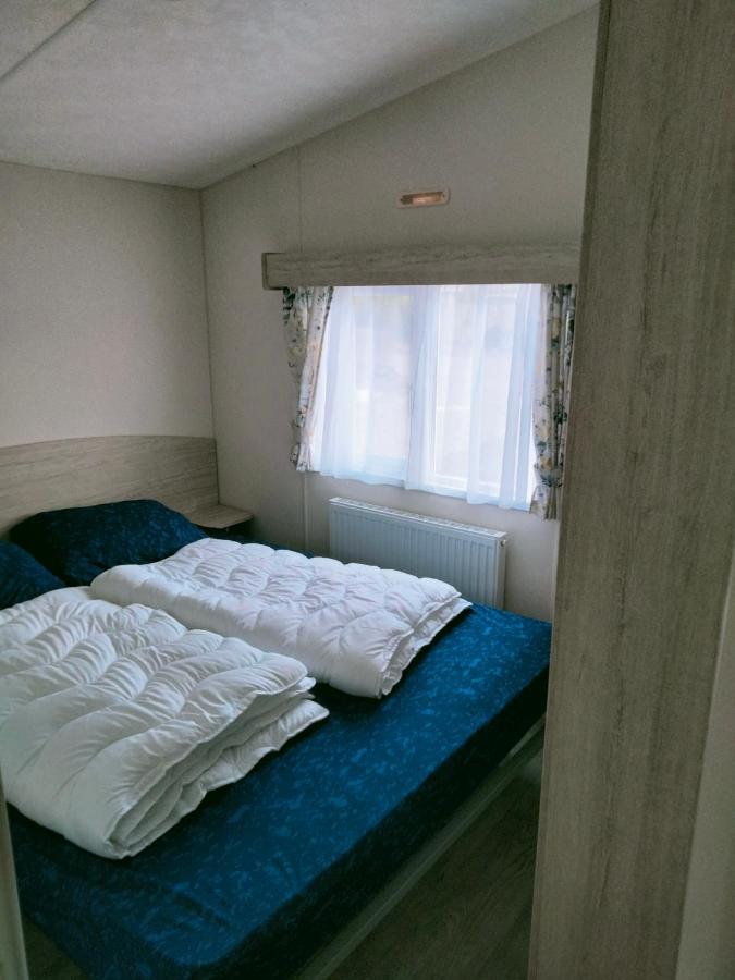 Bj Chalets - De Rug 1 - Vakantiepark Lauwersoog - Luxe Chalet Met Vaatwasser! Vroege Incheck! Eksteriør bilde
