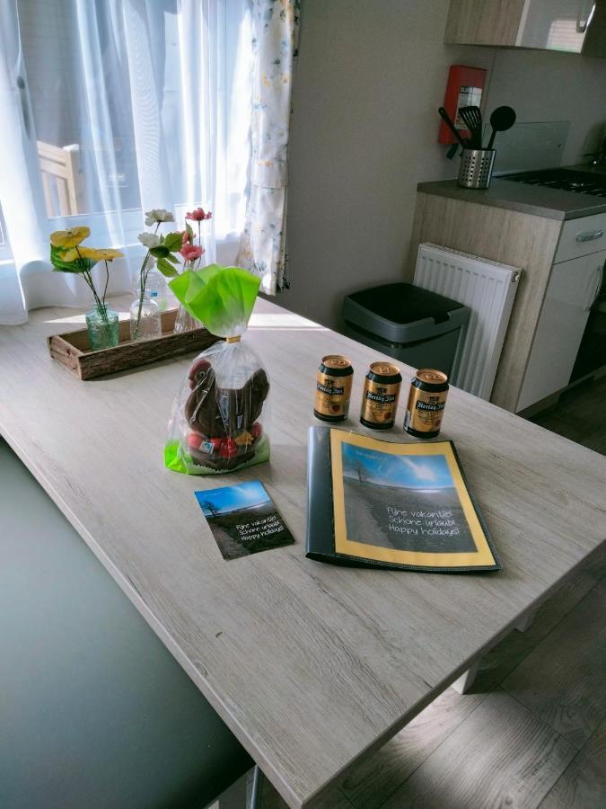 Bj Chalets - De Rug 1 - Vakantiepark Lauwersoog - Luxe Chalet Met Vaatwasser! Vroege Incheck! Eksteriør bilde